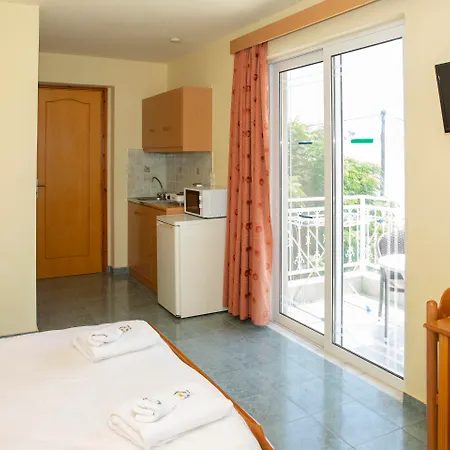 Alia Luxury And 3*
