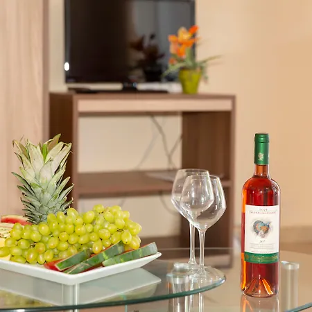 Alia Luxury And 3*