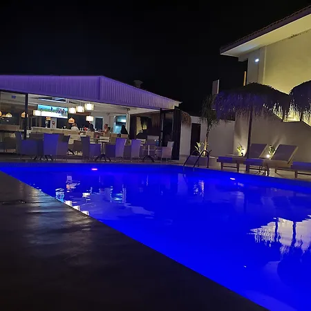 Alia Luxury And Hotel Haraki